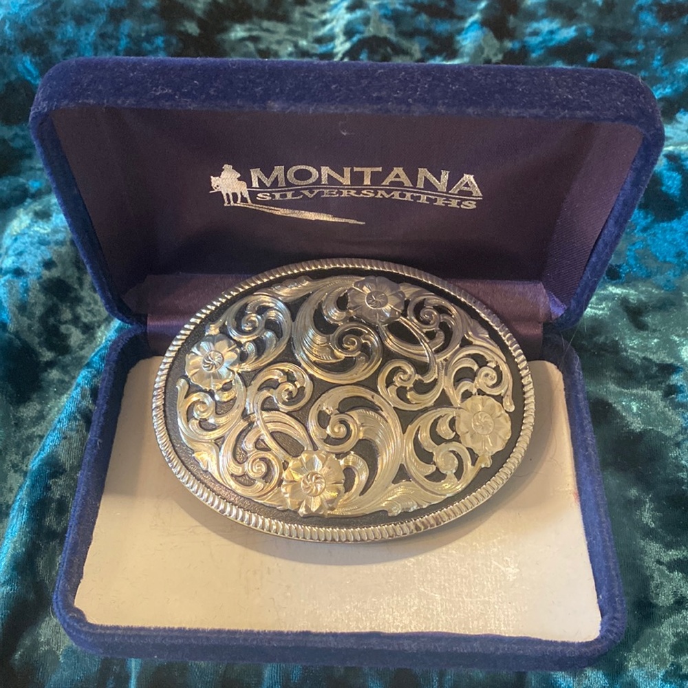 Silver belt buckle